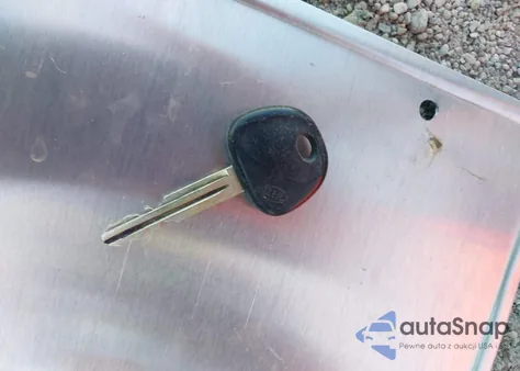 2010 Kia Soul + from USA, damaged, VIN KNDJT2A28A7138367